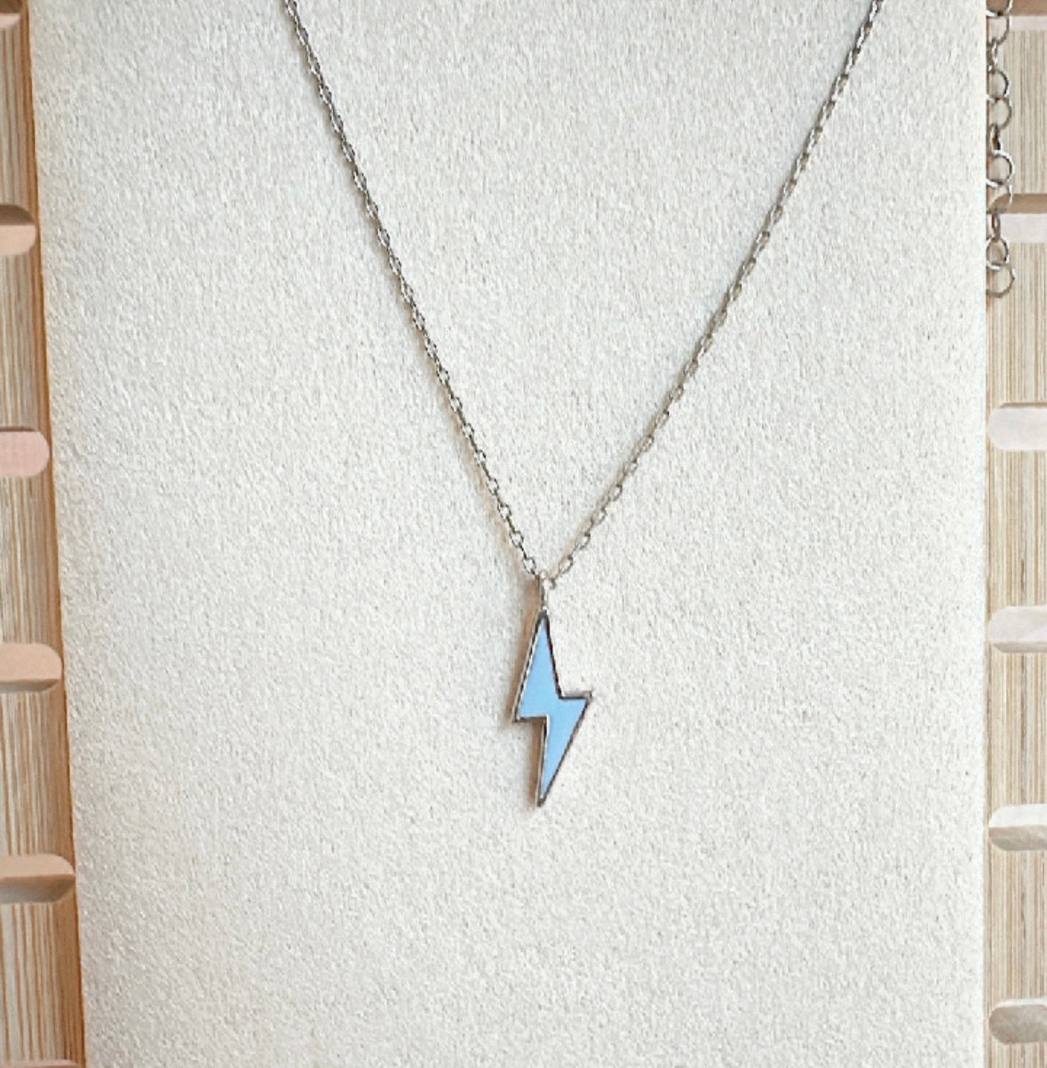 Cadena rayito celeste