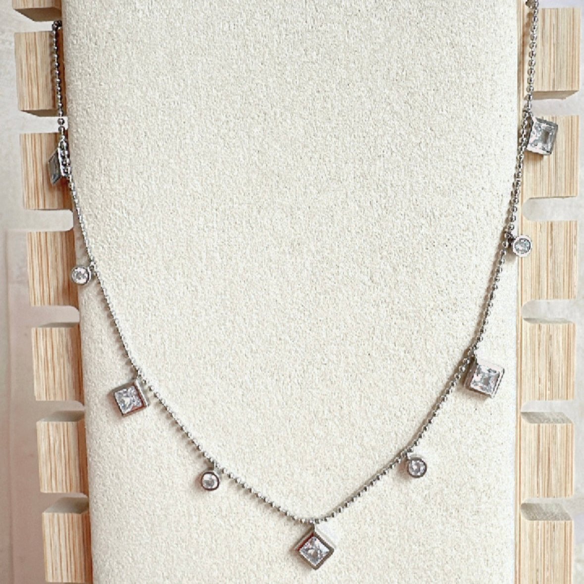 ps118 Cadena dijes minimalista