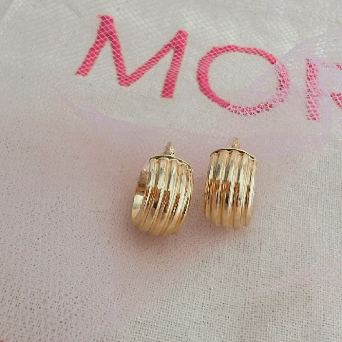 oe123 Caravanas aro 18k anchos