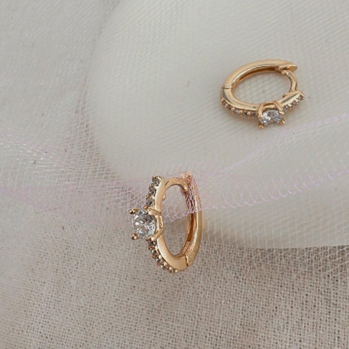 oe129 Caravanas aro oro rosa 18k y circonias